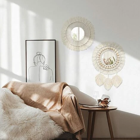 YIENJAOY Miroir Mural 2Pcs Miroir à Franges En Macramé Boho Avec Pendentif En Plumes De Perles De Bois Miroir Rond D'art Mural Pour Couloir De Chambre à Coucher Salon Décor à La Maison(Plume+Lrradier) 6 YIENJAOY Miroir Mural 2Pcs Miroir à Franges En Macramé Boho Avec Pendentif En Plumes De Perles De Bois Miroir Rond D'art Mural Pour Couloir De Chambre à Coucher Salon Décor à La Maison(Plume+Lrradier) – Image 4