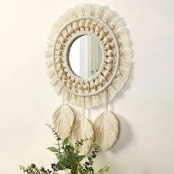ENLENK Miroir Mural à Franges En Avec Pendentif En Plumes De Perles De Bois Miroir Rond D'art Mural Pour Couloir De Chambre à Coucher Salon Décor à La Maison (Beige) 11 ENLENK Miroir Mural à Franges En Avec Pendentif En Plumes De Perles De Bois Miroir Rond D'art Mural Pour Couloir De Chambre à Coucher Salon Décor à La Maison (Beige) -Miroir Soldes Boutique 67585191 5